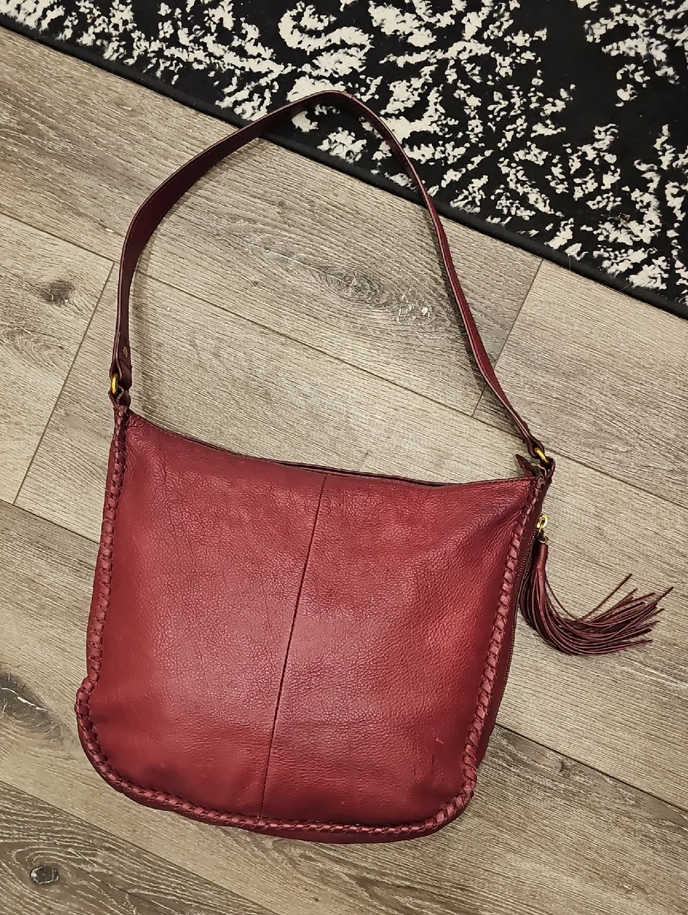 HOBO Burgundy Leather Shoulder Bag w/ Whipstitching & Tassel (Medium/Large Size)